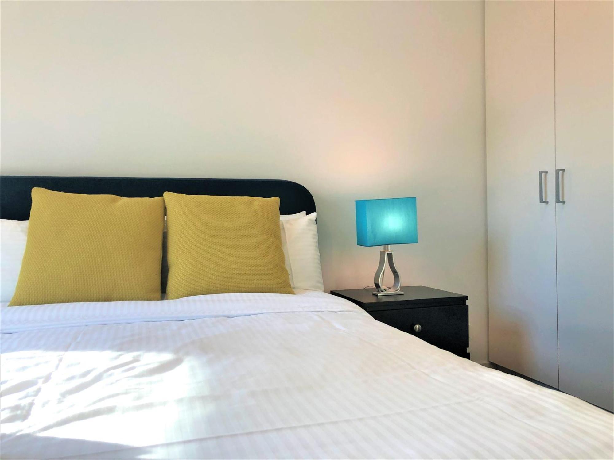 Readyset Apartments At Liberty Мелбърн Екстериор снимка