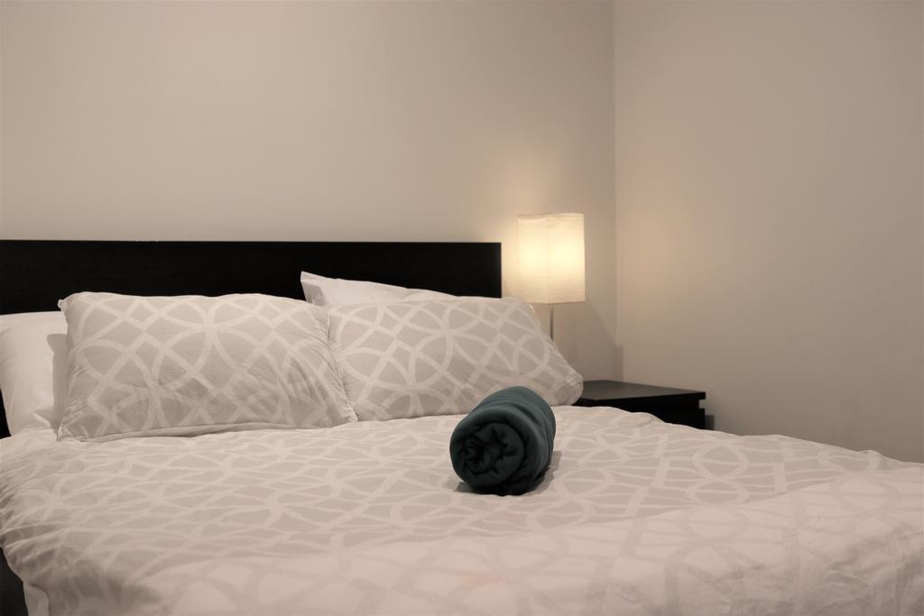 Readyset Apartments At Liberty Мелбърн Екстериор снимка