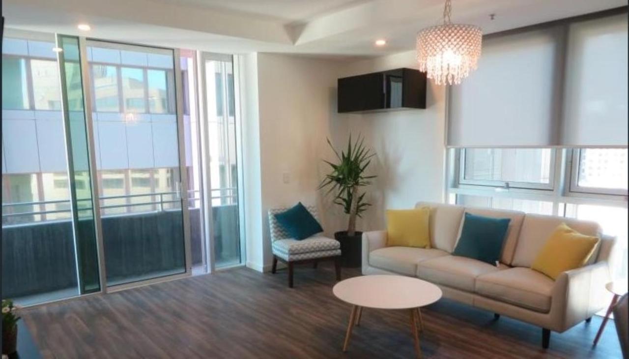 Readyset Apartments At Liberty Мелбърн Екстериор снимка